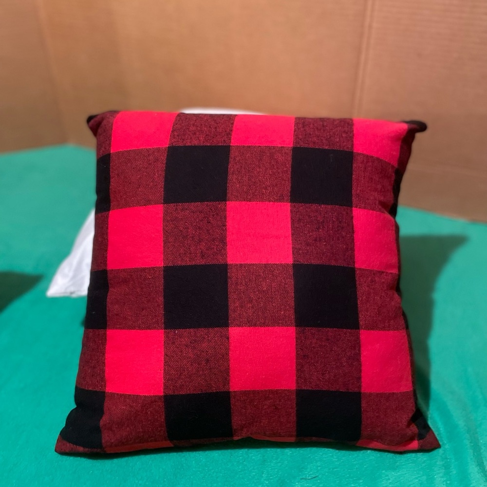 Buffalo checked Throw Pillow
